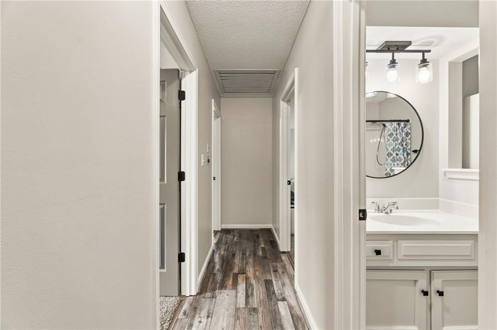633 Clubhouse Drive — photo 25