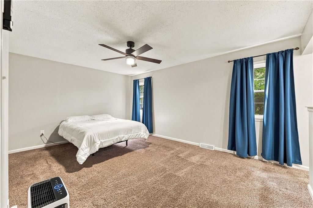 633 Clubhouse Drive — photo 30