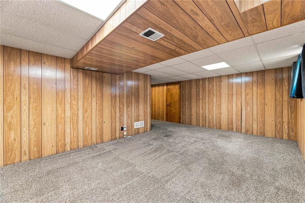 633 Clubhouse Drive — photo 42