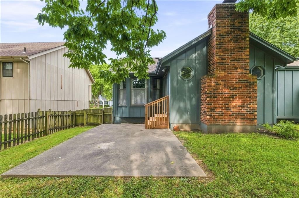 633 Clubhouse Drive — photo 52