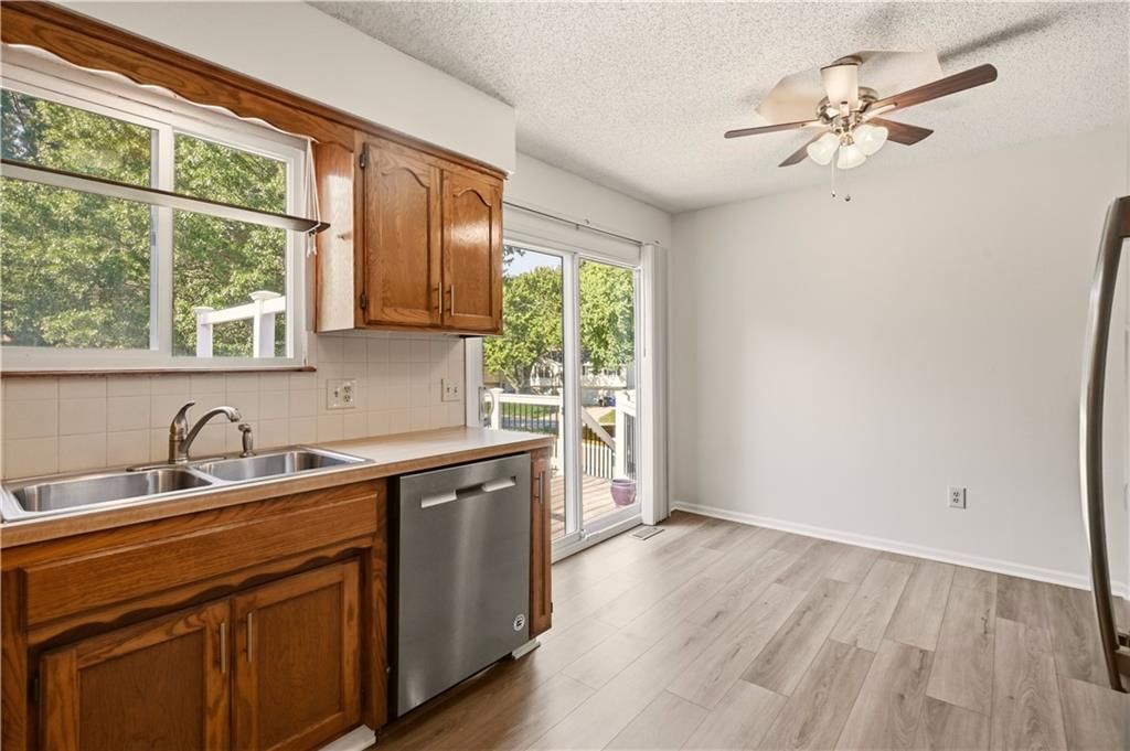 16407 W 126th Street — photo 13