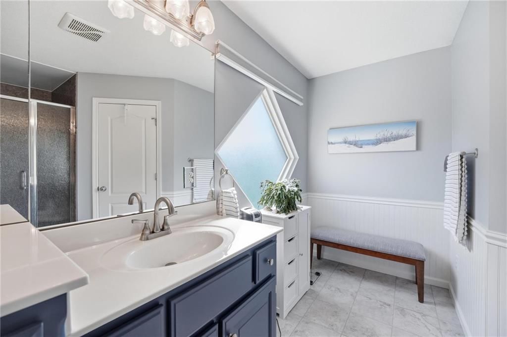 Photo 32 of 72 - 615 Johnston Parkway, Raymore, MO 64083