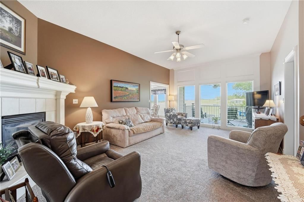 Photo 10 of 72 - 615 Johnston Parkway, Raymore, MO 64083