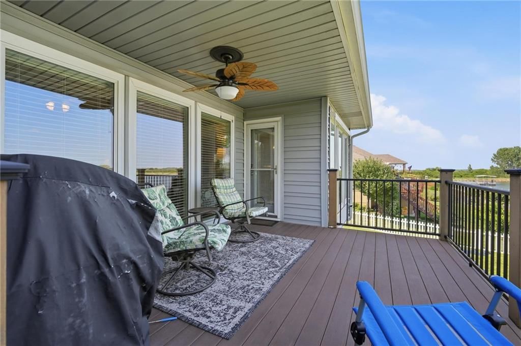 Photo 15 of 72 - 615 Johnston Parkway, Raymore, MO 64083
