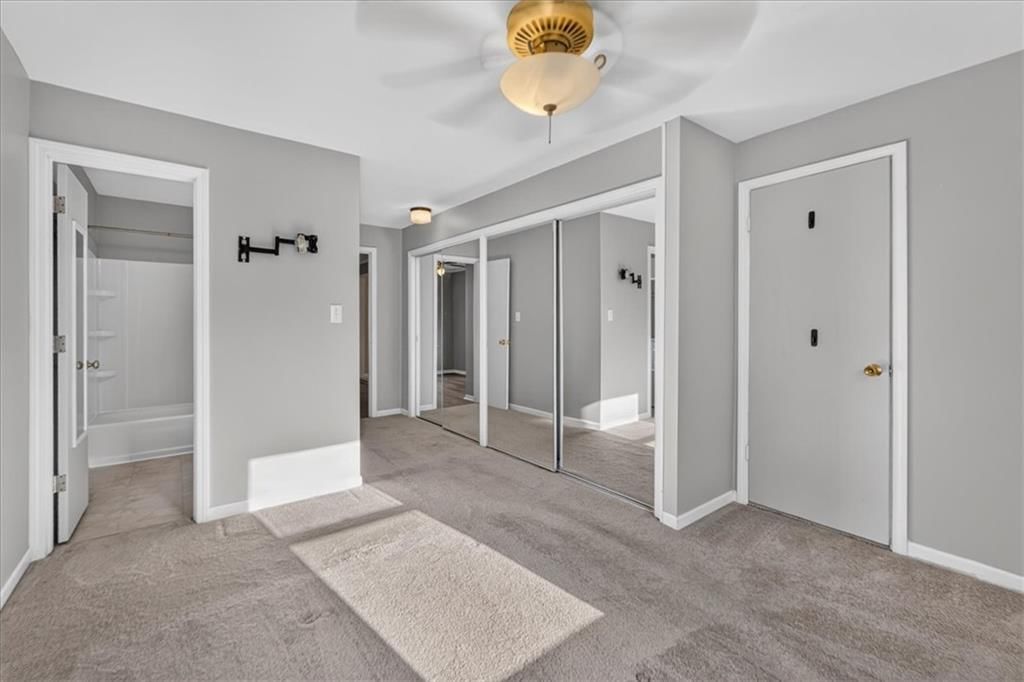 Photo 27 of 51 - 11501 W 68th Street, Shawnee, KS 66203