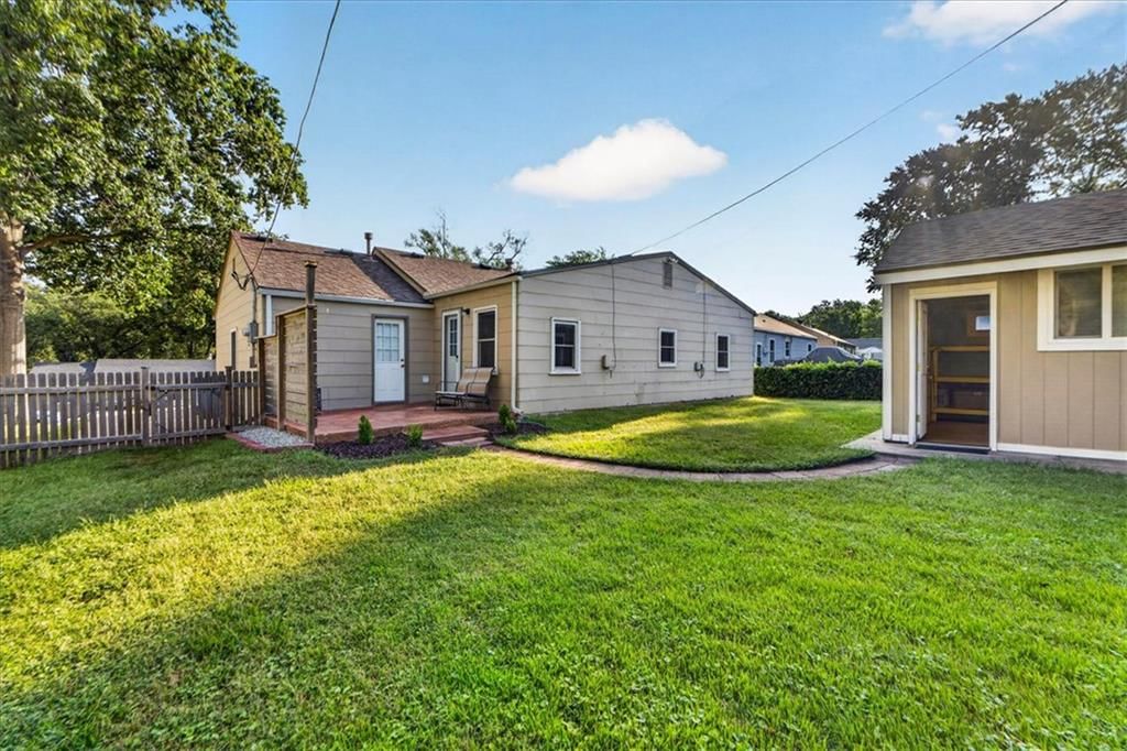 Photo 41 of 51 - 11501 W 68th Street, Shawnee, KS 66203
