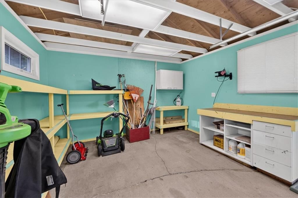 Photo 45 of 51 - 11501 W 68th Street, Shawnee, KS 66203