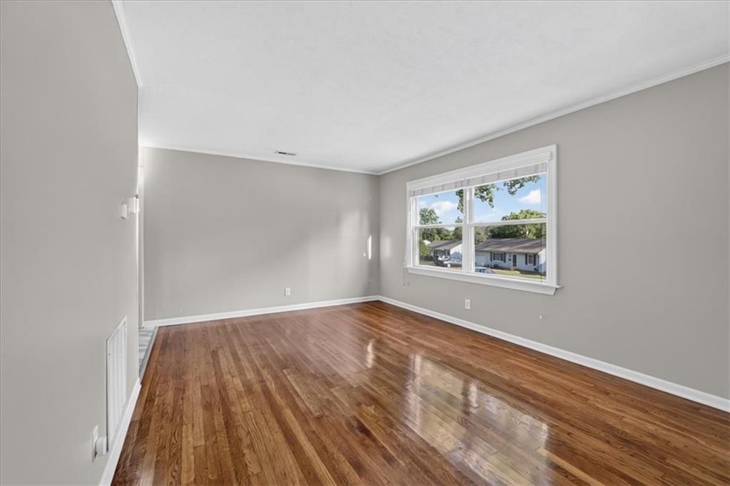 Photo 11 of 51 - 11501 W 68th Street, Shawnee, KS 66203