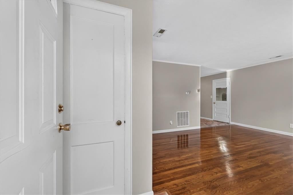 Photo 9 of 51 - 11501 W 68th Street, Shawnee, KS 66203