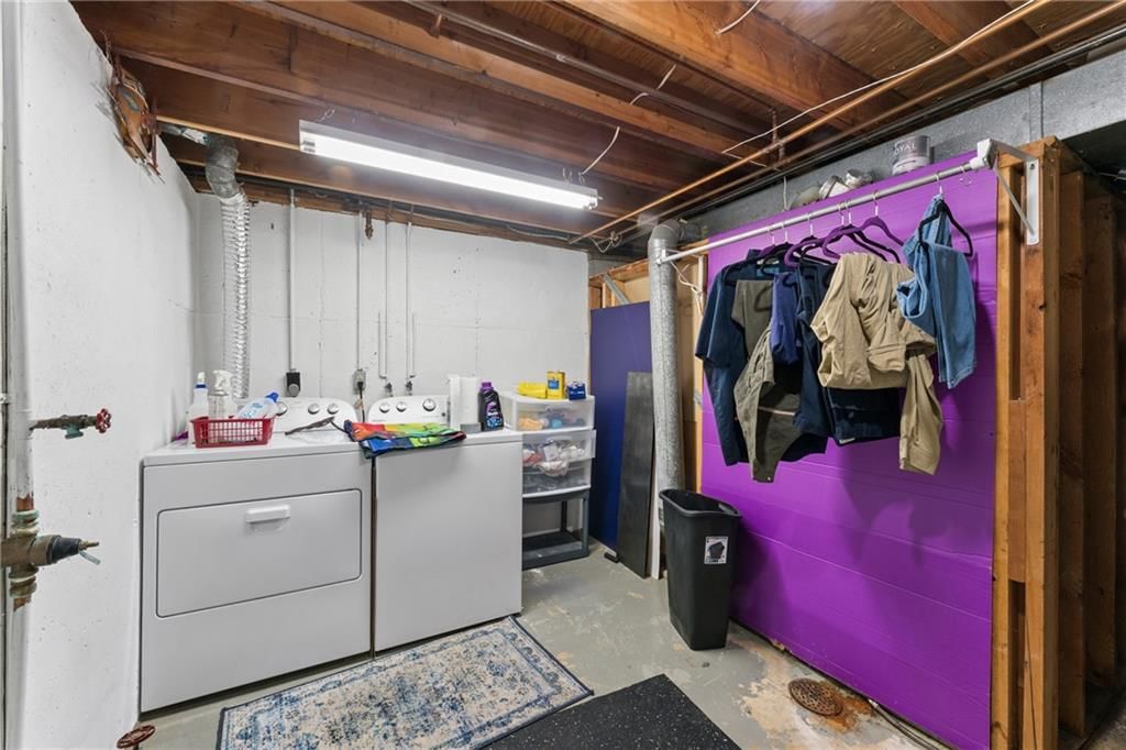 Photo 31 of 52 - 6024 N Kansas Avenue, Kansas City, MO 64119