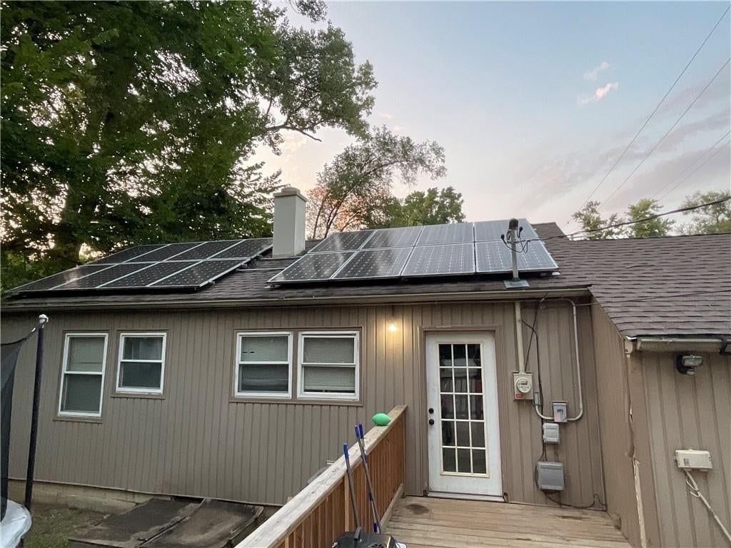 1111 NE 43rd Street, Kansas City, MO: listing photo 3