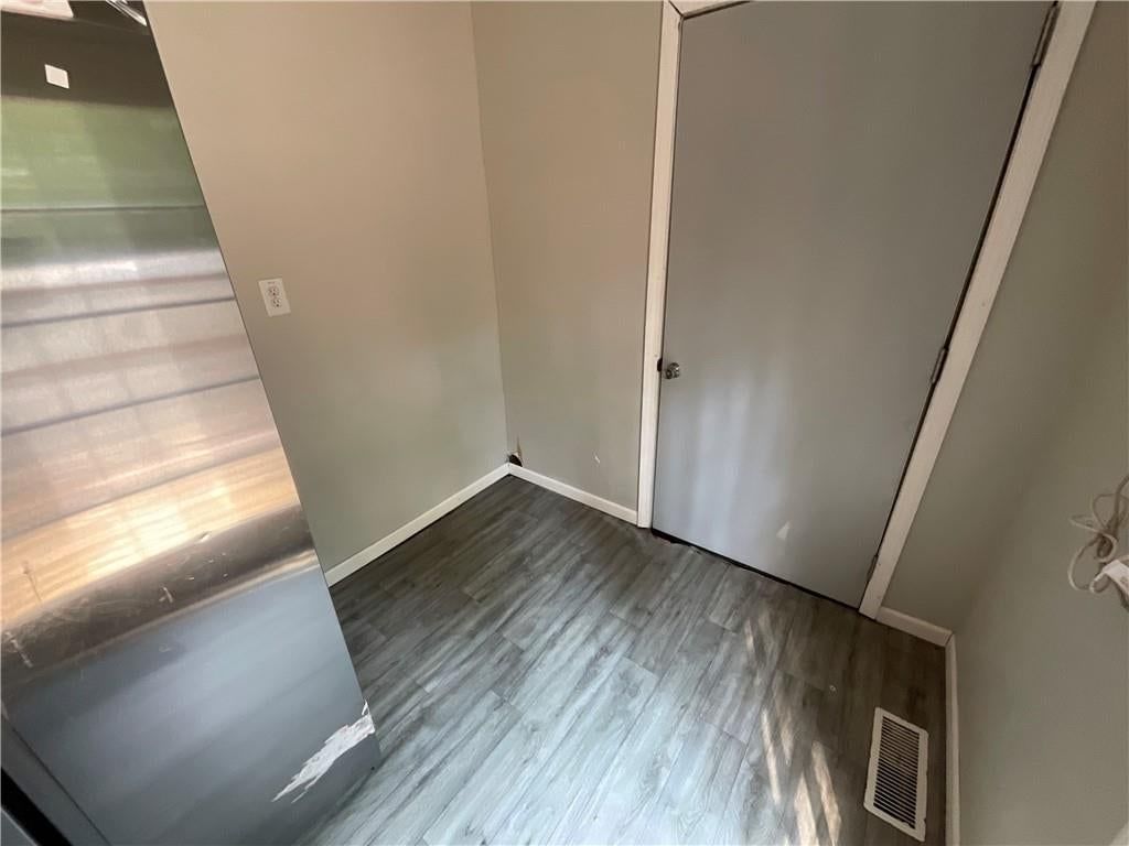 Photo 16 of 20 - 1111 NE 43rd Street, Kansas City, MO 64116