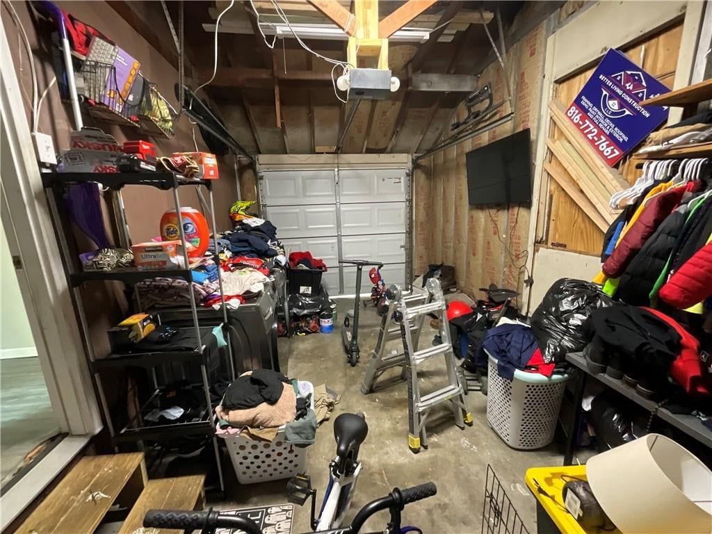 Photo 18 of 20 - 1111 NE 43rd Street, Kansas City, MO 64116