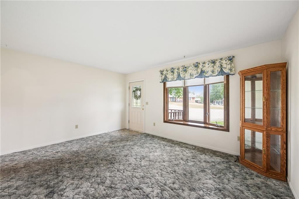 1207 Saint Paul Avenue — photo 7