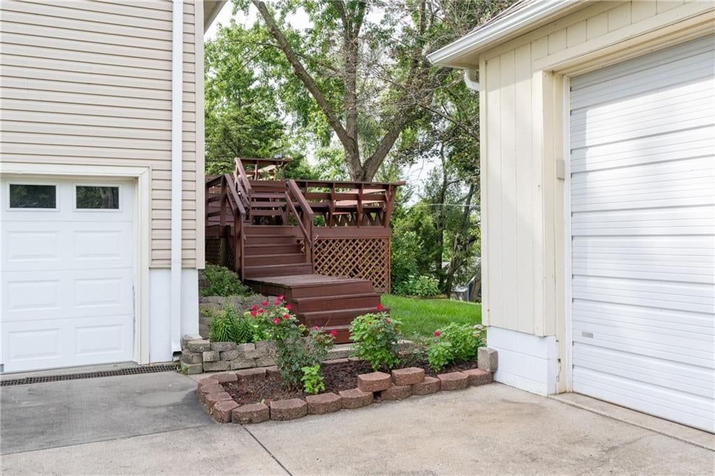 1207 Saint Paul Avenue — photo 36