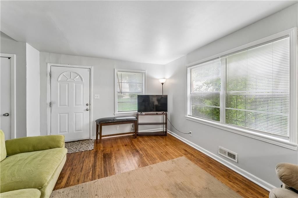 7110 VIRGINIA Avenue — photo 31