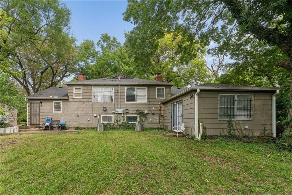 7110 VIRGINIA Avenue — photo 50