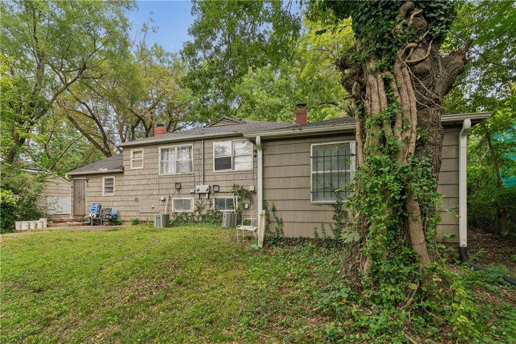 7110 VIRGINIA Avenue — photo 51