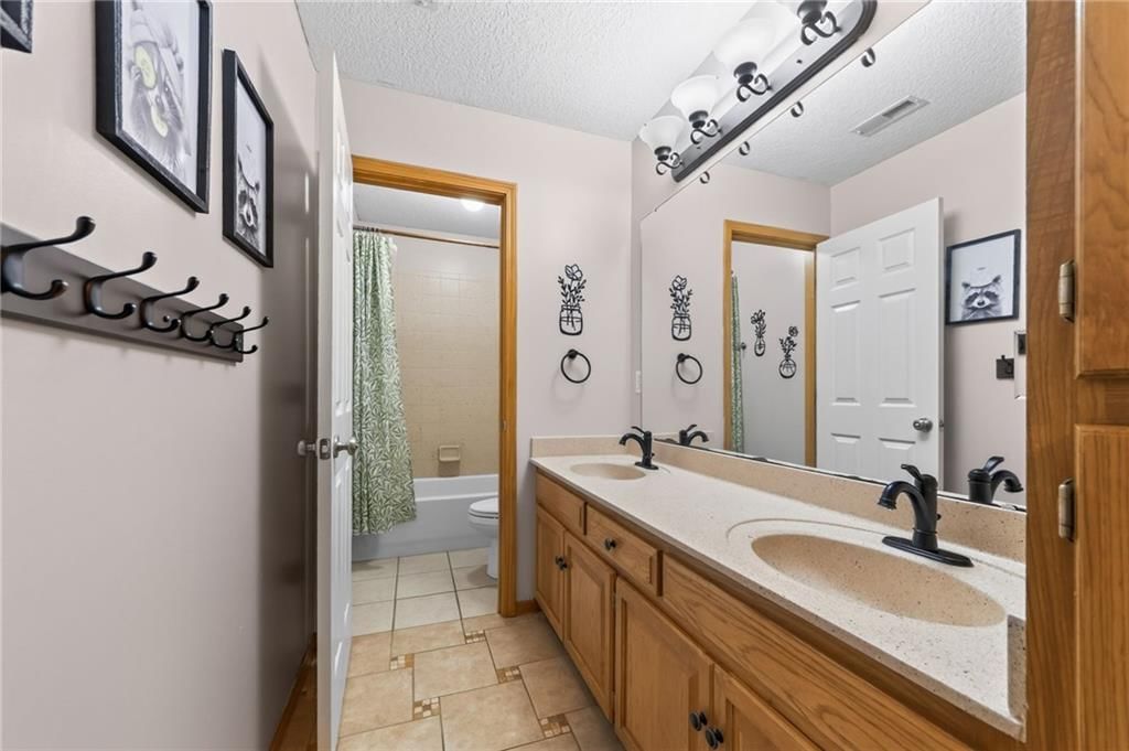 9431 N Monroe Court — photo 22