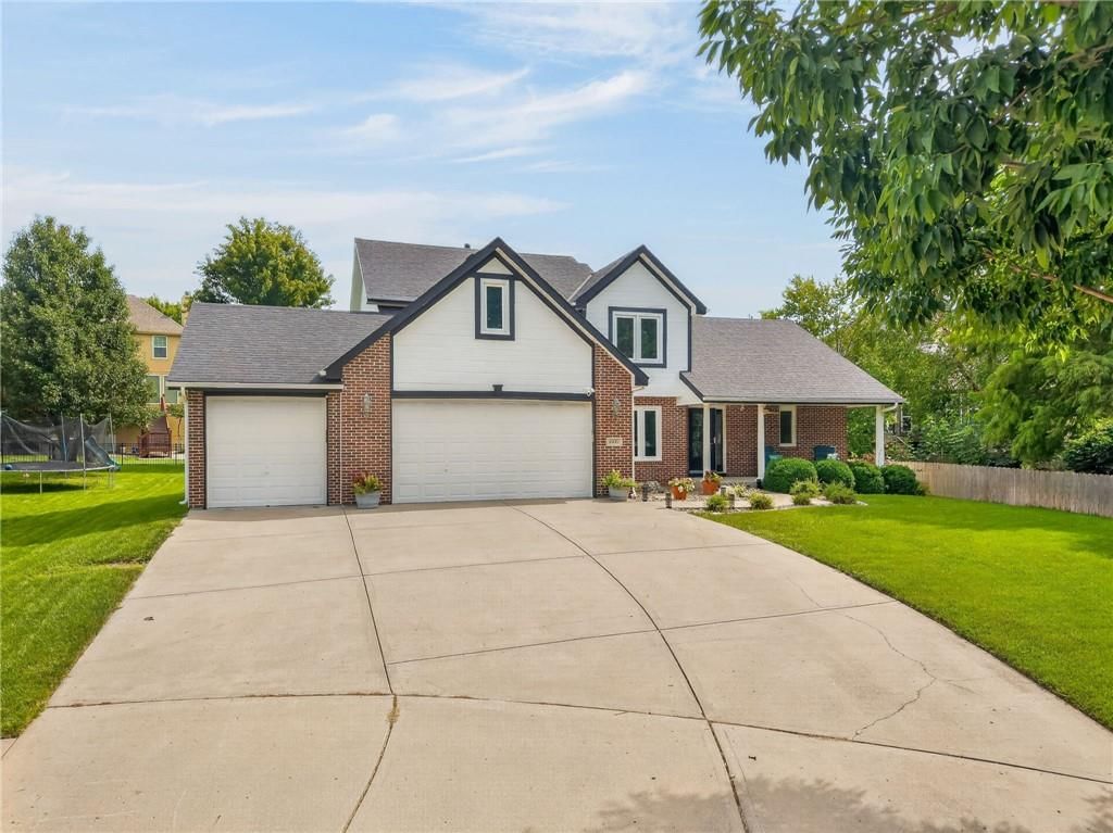 9431 N Monroe Court — photo 40