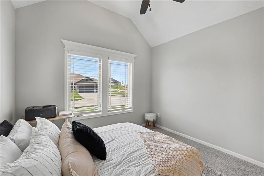 10931 N Bristol Avenue — photo 18