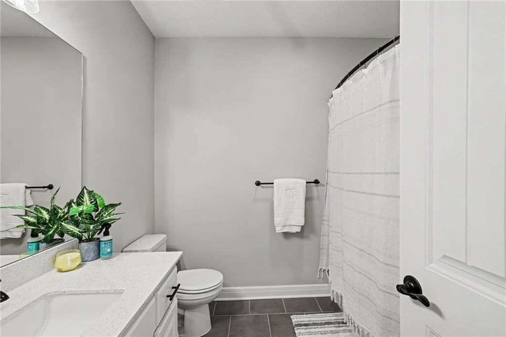 10931 N Bristol Avenue — photo 19