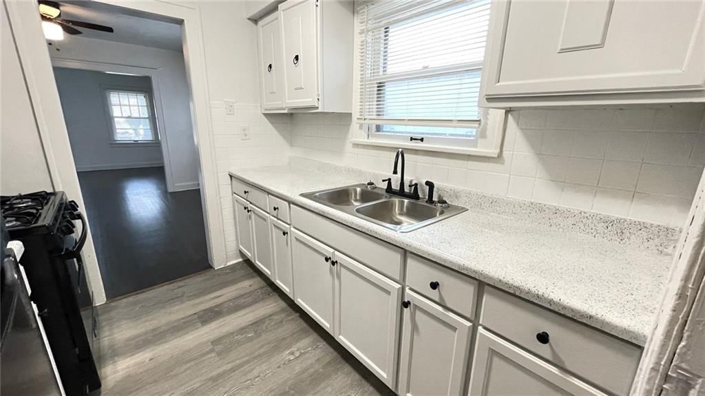 5041 Agnes Street — photo 11