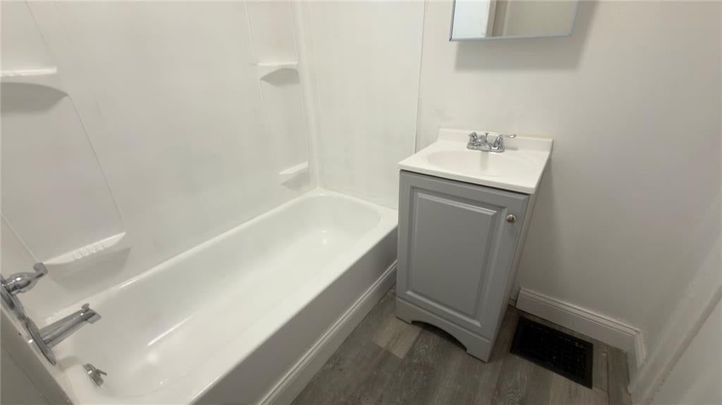 5041 Agnes Street — photo 16