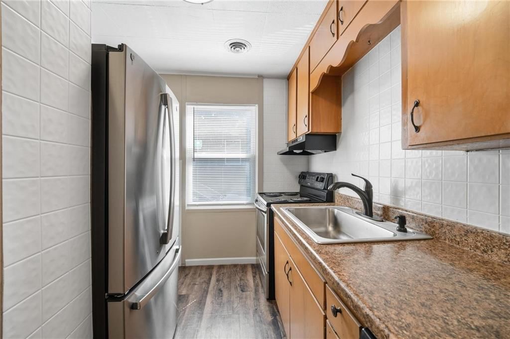 711 NE 45th Street — photo 15