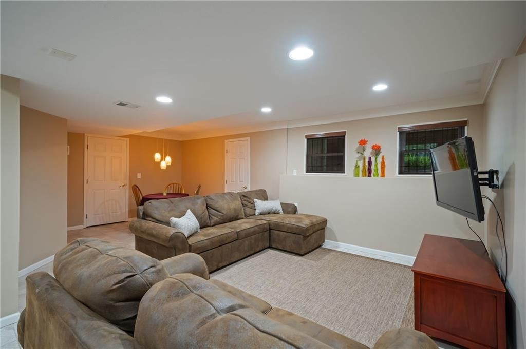 12233 S Gallery Street — photo 24
