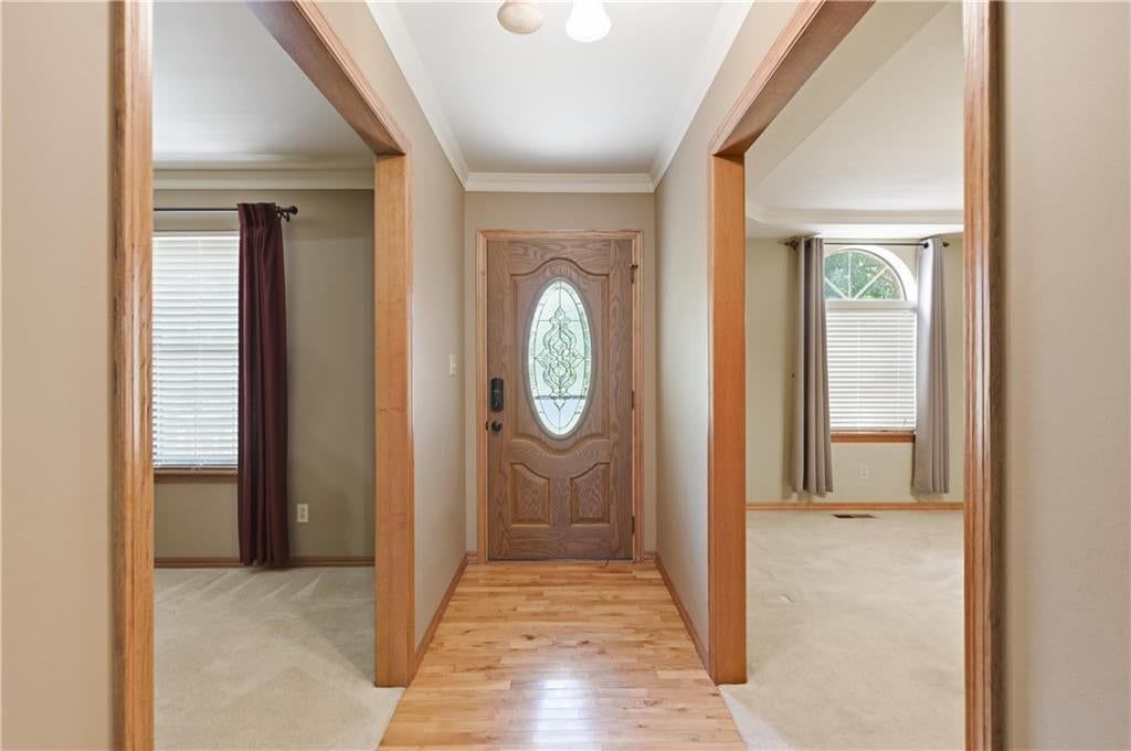 136 Westfield Road — photo 3