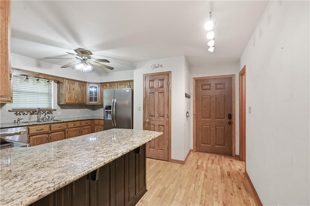 136 Westfield Road — photo 14