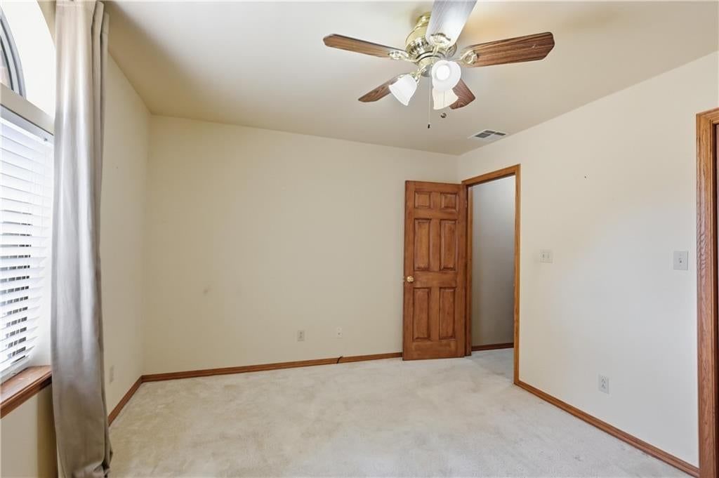 136 Westfield Road — photo 35