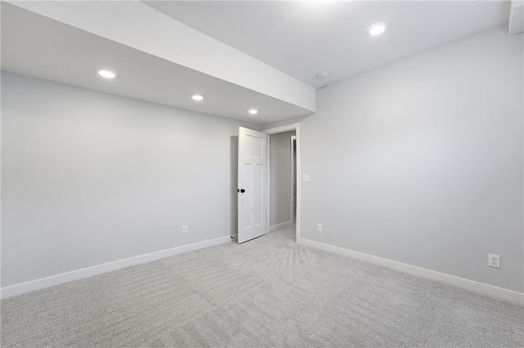Photo 38 of 54 - 9436 Aurora Street, Lenexa, KS 66220