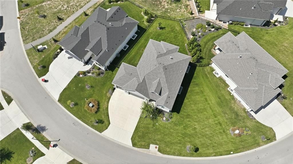 Photo 48 of 54 - 9436 Aurora Street, Lenexa, KS 66220