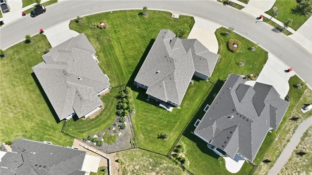 Photo 50 of 54 - 9436 Aurora Street, Lenexa, KS 66220