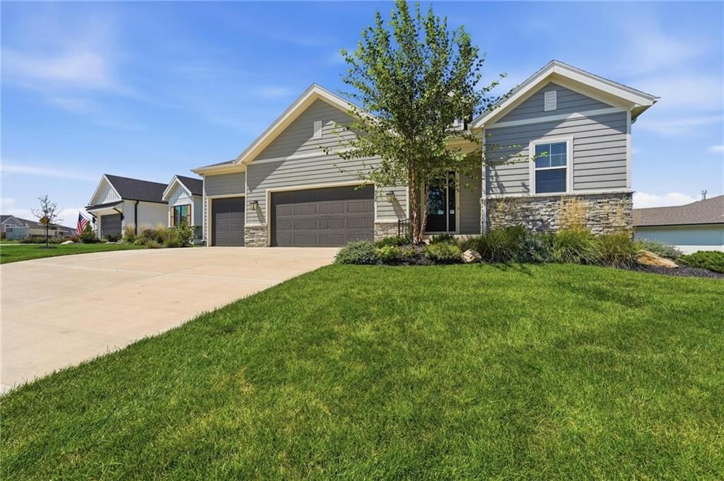 Photo 53 of 54 - 9436 Aurora Street, Lenexa, KS 66220