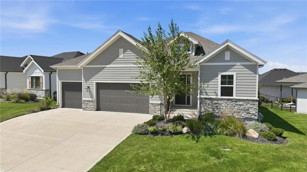 Photo 54 of 54 - 9436 Aurora Street, Lenexa, KS 66220