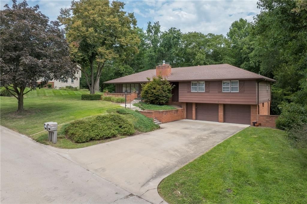 25 Stonecrest Drive, St Joseph, MO