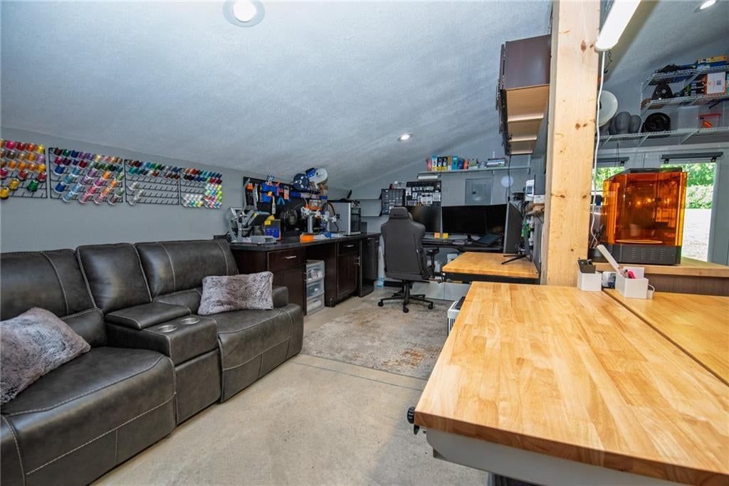 10505 S Munro Road — photo 35