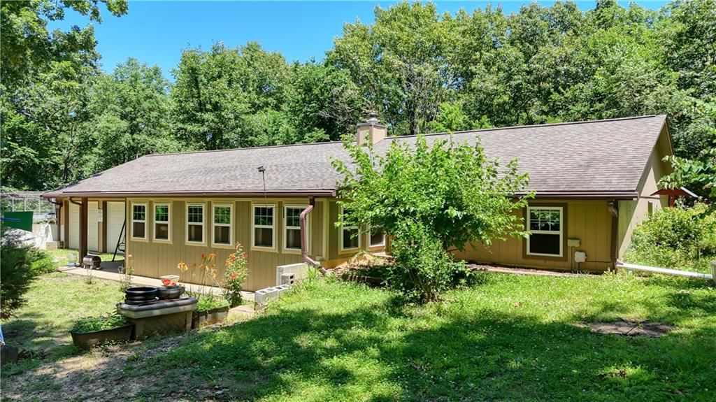 305 SW 600 Road — photo 1