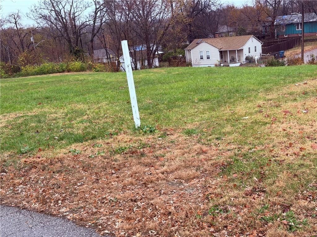 119 N Wilson Street E, Independence, MO