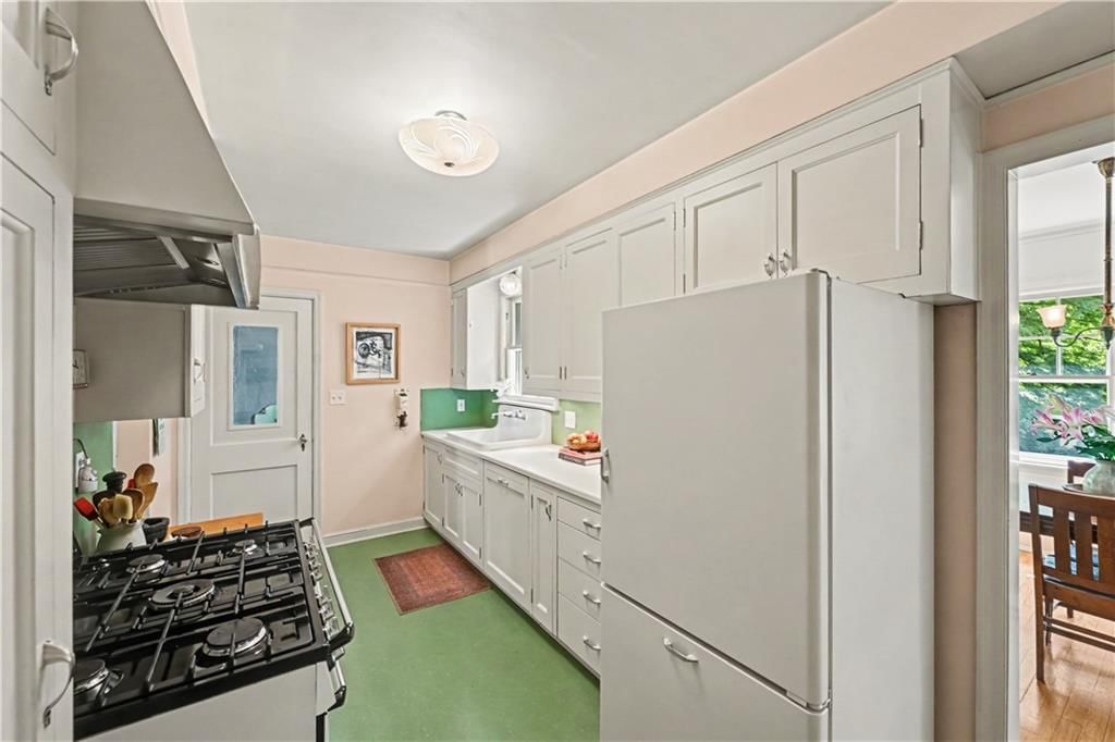 1902 S Lake Drive — photo 12