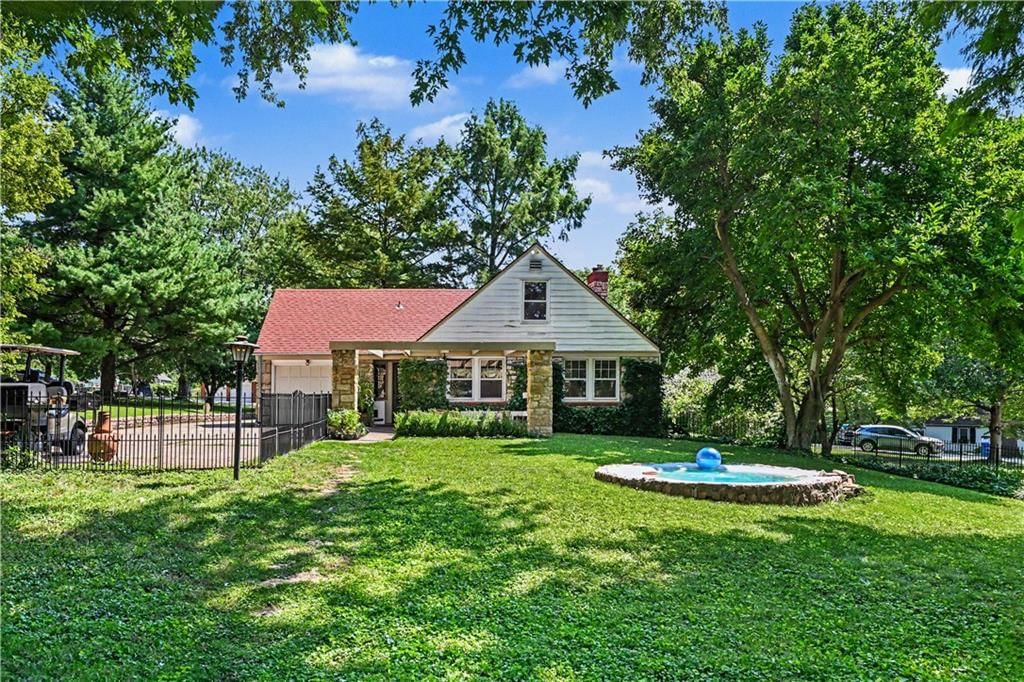 1902 S Lake Drive — photo 33