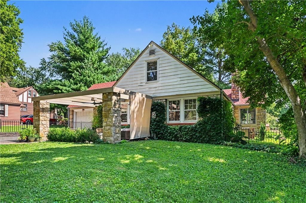 1902 S Lake Drive — photo 34