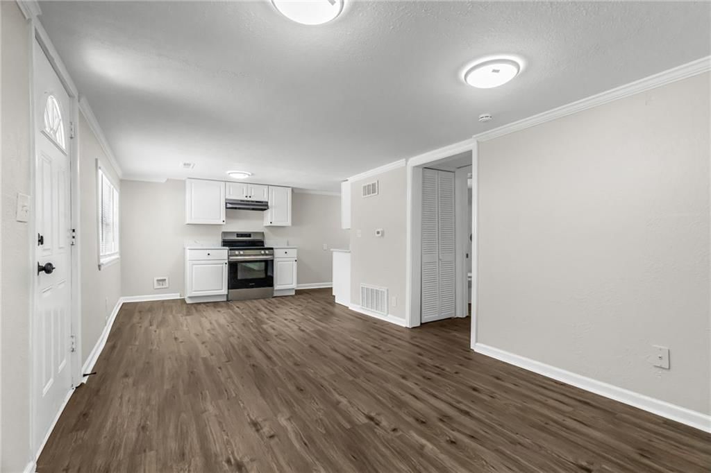 3820 N Brighton Avenue — photo 3