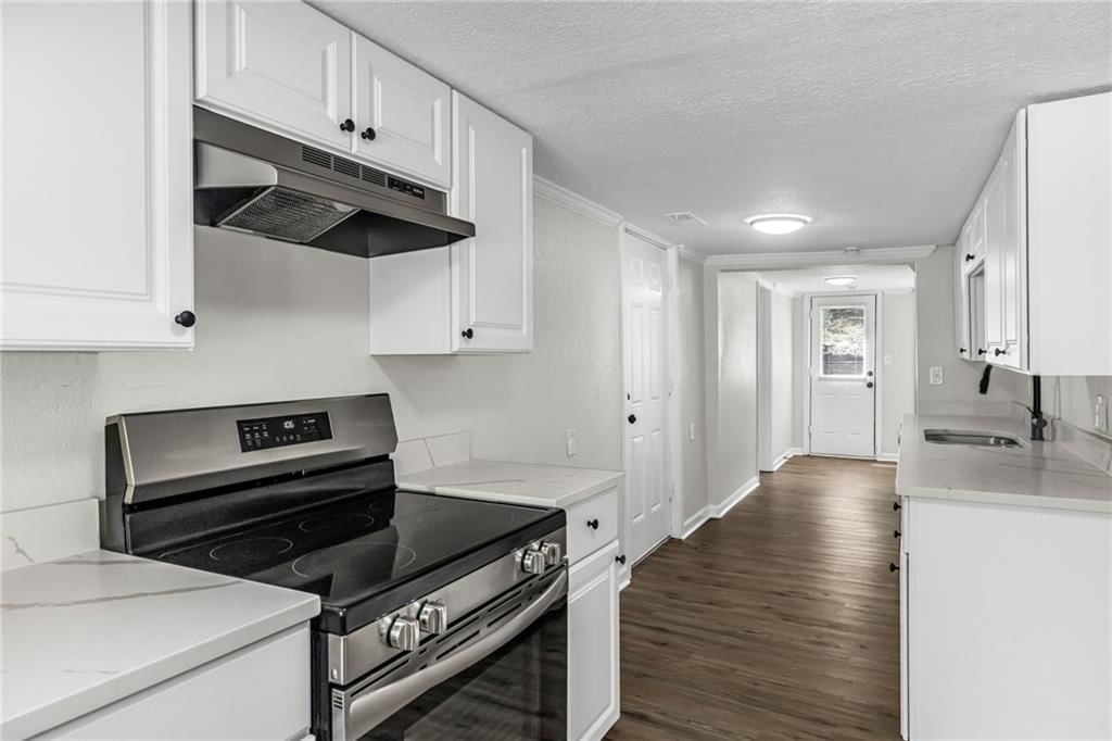 3820 N Brighton Avenue — photo 5