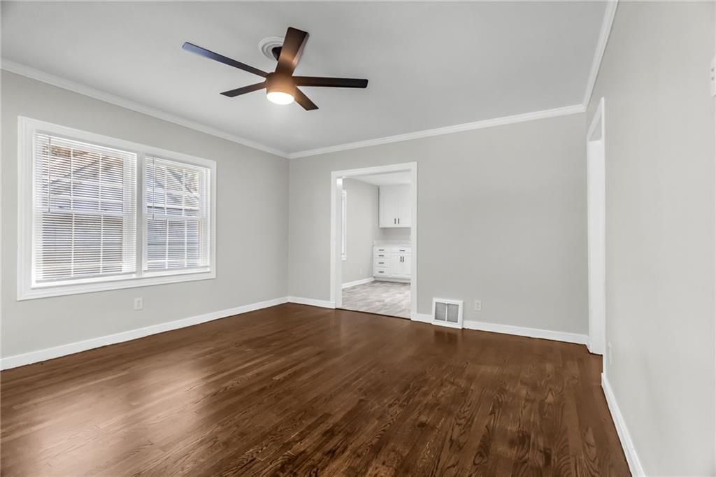 417 E Walnut Street, Independence, MO: listing photo 3