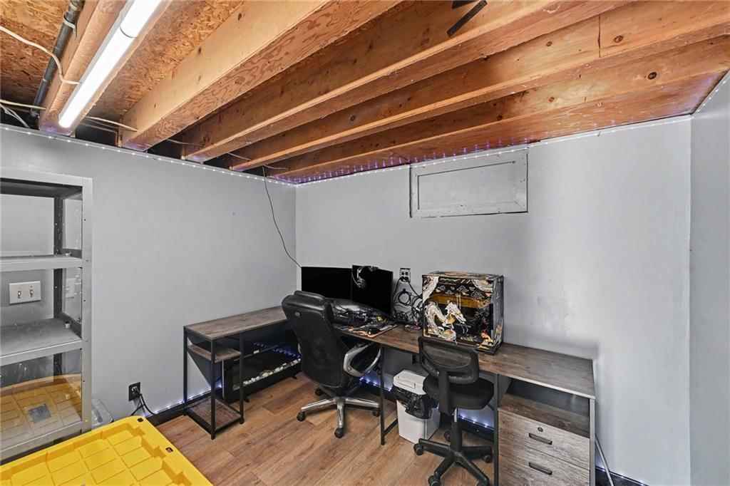 2921 Pear Street — photo 15