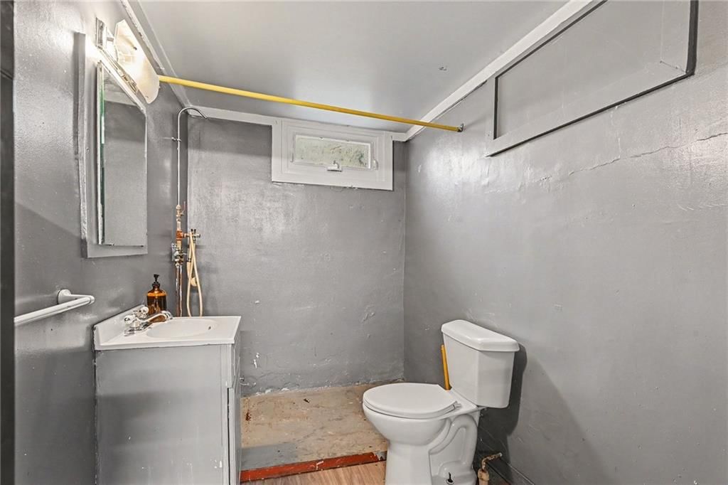 2921 Pear Street — photo 17
